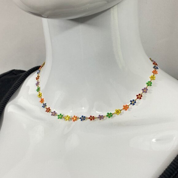 Daisy Floral Necklace Stainless Steel - Picture 2 of 12